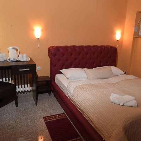 Apartment Inn Rooms Novi Sad Rom bilde